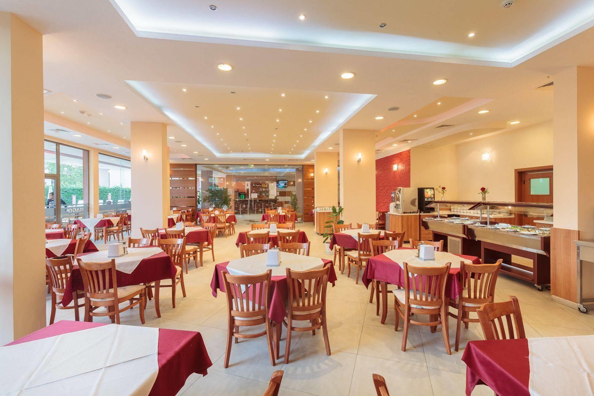 Hotel Riagor Sunny Beach Exterior photo