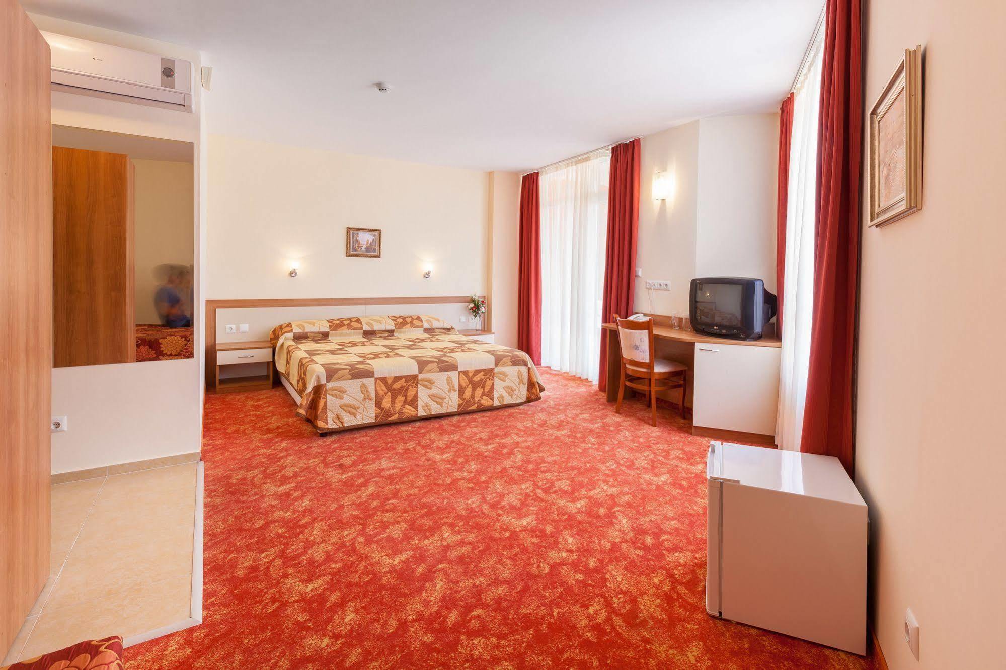 Hotel Riagor Sunny Beach Exterior photo